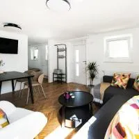 Mojca's nest apartment, хотел в Mengeš