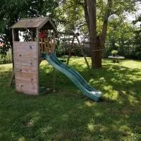 Ferienwohnung Moni, hotel u gradu 'Kitzscher'