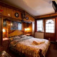 Karelia Alpine Lodge, hotel i Falls Creek