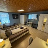 Viesnīca Blue Sky Apartments pilsētā Gēšenene