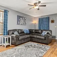WOOD INN 2 Comfy 2BD close to DT Peoria、ピオリアのホテル
