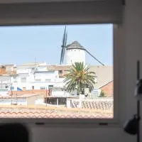 Ático céntrico con vistas a Los Molinos, hotel i Campo de Criptana