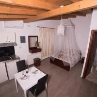 Bodikos Apartments, hotel di Pitsidia