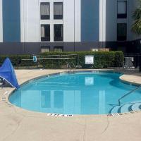 Quality Inn Jacksonville - Orange Park near Naval Air Station, מלון ליד NAS Jacksonville (Towers Field) - NIP, אורנג' פארק