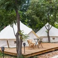 HolaCamp Gandía, hotel sa Daimuz