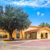 La Vista Express - Formerly La Quinta, hotel v destinácii Eagle Pass
