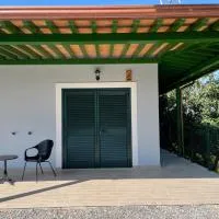 Guesthouse Shtëpia në Pyll, hotel en Bizë