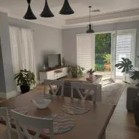 Pool House, hotel ad Albury