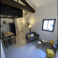 Appartement moderne proche de tout et parking gratuit, hotel u gradu Lattes