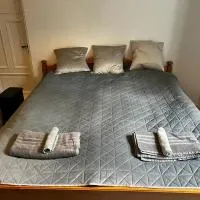 Charming Double-room close to nature, מלון בHillsand