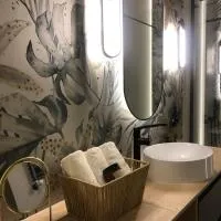 Komfortowe Apartamenty Kielce Klonowa ,ogródek, garaż podziemny, samodzielne wejście na kod 24h, hotel Kielcében