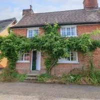 Brook Cottage، فندق في ساكسموندهام