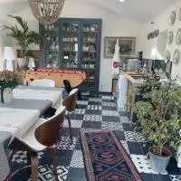 A la guiniere, hotell i Couëron