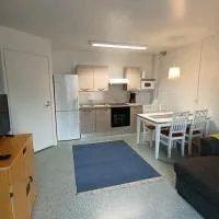 Varastotie 1B, hotel sa Ylivieska