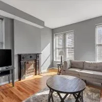 Amazing Recently Rehabbed STL Unit in Prime Soulard Location 713a, hotell sihtkohas Soulard