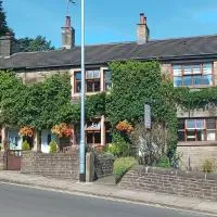 Rosebud Cottage Guest House, hotel di Haworth