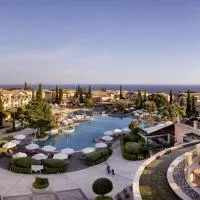 Aphrodite Hills Hotel and Resort, hotel sa Paphos City