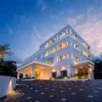Hotel Grand Avenue, hotel v mestu Pāmbādi