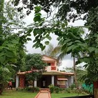 Weekend Villa at Nature's Lap (Malshej Ghat), hotel en Ghātghar