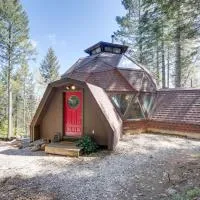 Off-Grid Geodesic Dome: Nevada City House w/ Views, hotel u gradu Nevada Siti