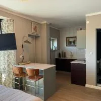 Tyylikäs maisema-asunto asemalla, hotel en Lahti