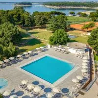 Arena Hotel Holiday, hotel v Medulinu