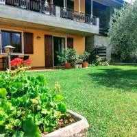 Appartamento Belvedere Navene, hotel em Navene