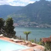 House just minutes from Como breathtaking view, hotel in Faggeto Lario 
