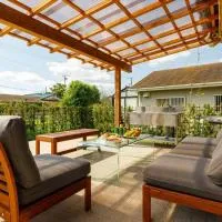 九十九里 チェックイン14時 1棟貸 BBQ無料 ジャグジー サウナ 焚火 Re Base Shirako, hotel en Shirako