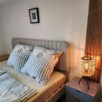 Ferienwohnung Krone 2 - Mernes, hotel a Marjoß