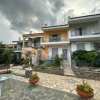 Antonia's Apartments, hotel en Yimnón