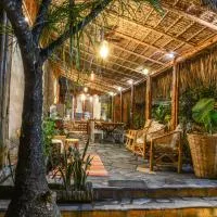 Jardín Secreto Bungalows, hotel sa Aquismón