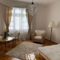 Villa guest suite near Vienna, hotel di Perchtoldsdorf