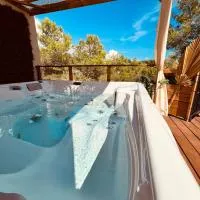 Yourte éco-lodge avec jacuzzi luxe chez C&C, exclusivement réservée aux ADULTES，Cantaron的飯店