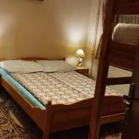 agrohaczów zarzeką apartament pod orzechem, хотел в Haczów