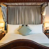 The Red Lion Hotel, hotel Hillingdonban