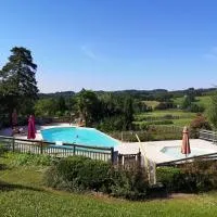 La belle étoile, hotell sihtkohas Reygade