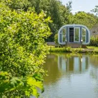 Broom Leisure Camping Pods, hotel en Annan