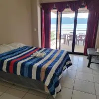 Restaurante y Hostal Romayor، فندق في Hacienda Santa Rosa