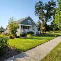 The 1908 Bungalow, hotel en Sublimity