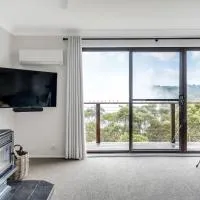 Mountain View Hideout with Stargazing Telescope, hotel a Wentworth Falls