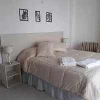 Monoambientes Magus, hotel u gradu Hunin