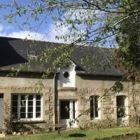 Le Rebond, hotel i Pommerit-le-Vicomte