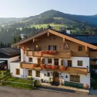 Hotel Gasthof Erbhof Anderlhof, hotell sihtkohas Leogang