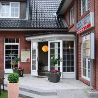 Hotel Altes Landhaus, hotel u gradu Arensburg
