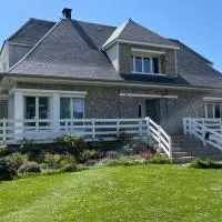 Maison Coco Quiberville sur Mer- Seaside Golfers villa - near Golf de Dieppe, hotel i Quiberville