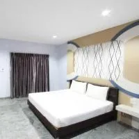 Arena Hotel Surin, hotell sihtkohas Surin