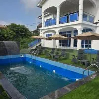 Cape Coast Travellers' Inn, hotel v destinaci Cape Coast