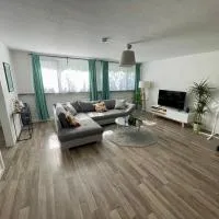 Kaarst-Apt für 4, Zentral, Gemütlich, privater Parkplatz, отель в городе Карст