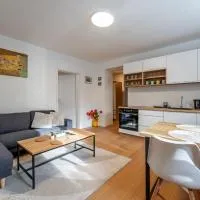 3 room Private Flat Kosice City Center FRESH and NEW Jarna โรงแรมในโกชิเซ